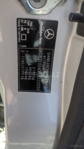 Mercedes E 280 2001, 320,000 km - 2.8 l - Gəncə