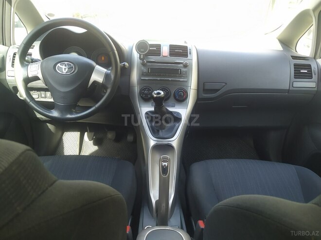 Toyota Auris 2007, 288,300 km - 1.4 l - Bakı