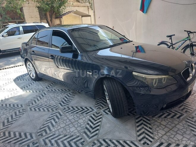 BMW 528 2004, 387,000 km - 2.5 l - Yevlax