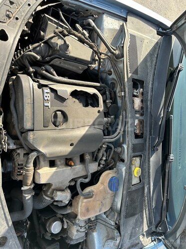Volkswagen Passat 2002, 354,000 km - 1.8 l - Sumqayıt
