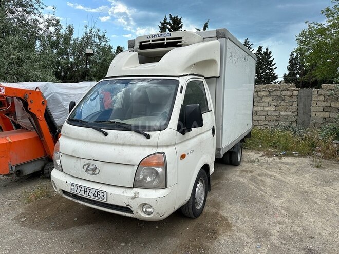 Hyundai H 100 2012, 352,000 km - 2.6 л - Bakı