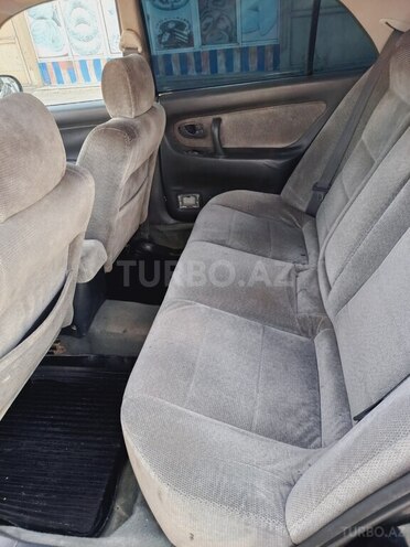 Mitsubishi Galant 1996, 302,600 km - 2.0 l - Salyan