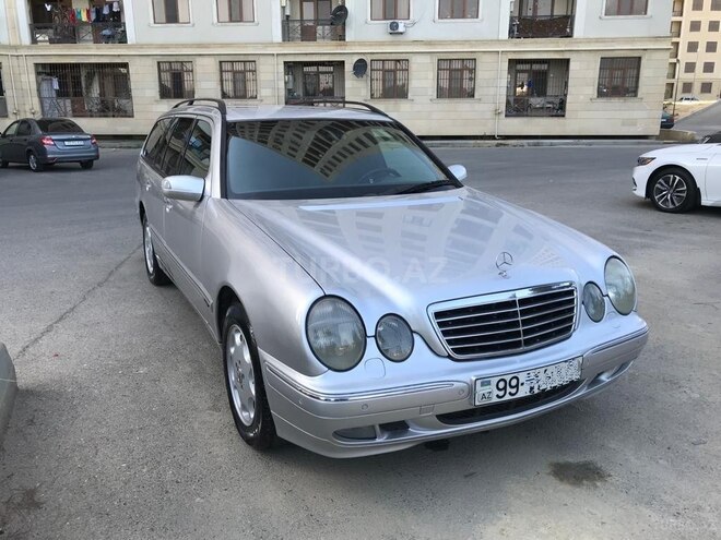 Mercedes E 220 2001, 479,354 km - 2.2 l - Bakı