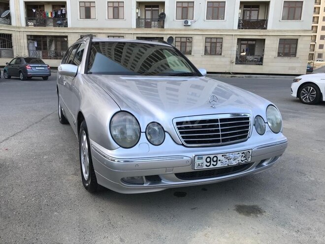 Mercedes E 220 2001, 479,354 km - 2.2 l - Bakı