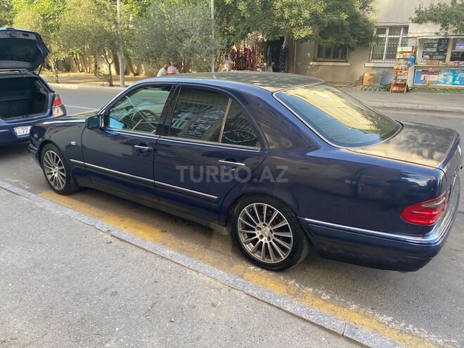 Mercedes E 230 1997, 380,000 km - 2.3 l - Bakı
