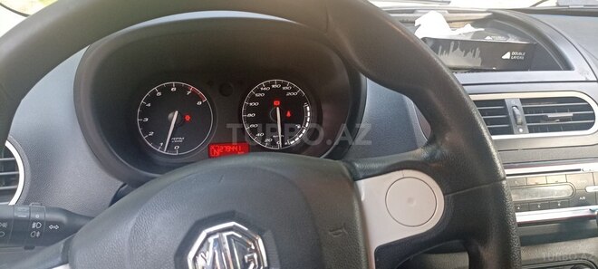 MG 3 2013, 158,369 km - 1.5 l - Bakı