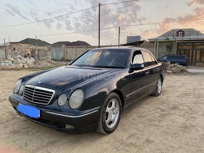 Mercedes E 240 2000, 342,121 km - 2.4 l - Xırdalan