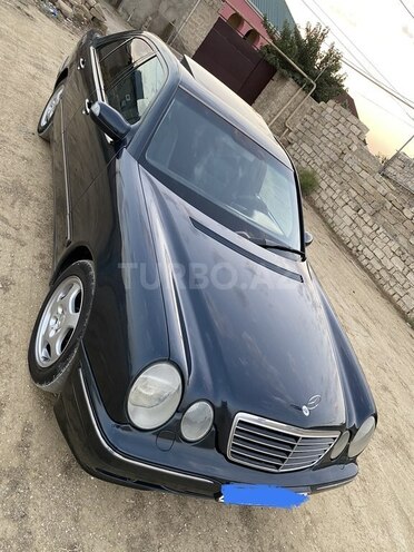 Mercedes E 240 2000, 342,121 km - 2.4 l - Xırdalan