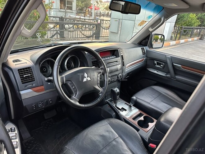 Mitsubishi Pajero 2008, 204,000 km - 3.0 l - Bakı