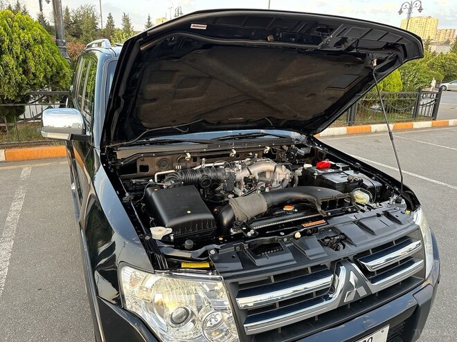 Mitsubishi Pajero 2008, 204,000 km - 3.0 l - Bakı