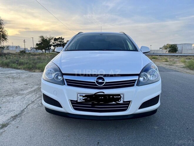 Opel Astra 2010, 149,000 km - 1.4 l - Bakı