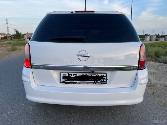 Opel Astra 2010, 149,000 km - 1.4 l - Bakı