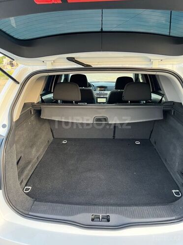 Opel Astra 2010, 149,000 km - 1.4 l - Bakı