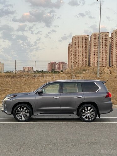 Lexus LX 570 2017, 41,990 km - 5.7 l - Bakı