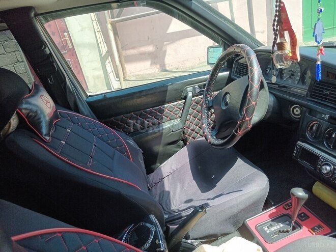 Mercedes 190 1992, 331,965 km - 1.8 л - Bakı