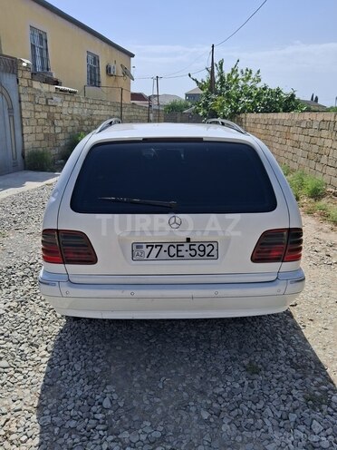 Mercedes E 220 2000, 329,400 km - 2.2 л - Bakı