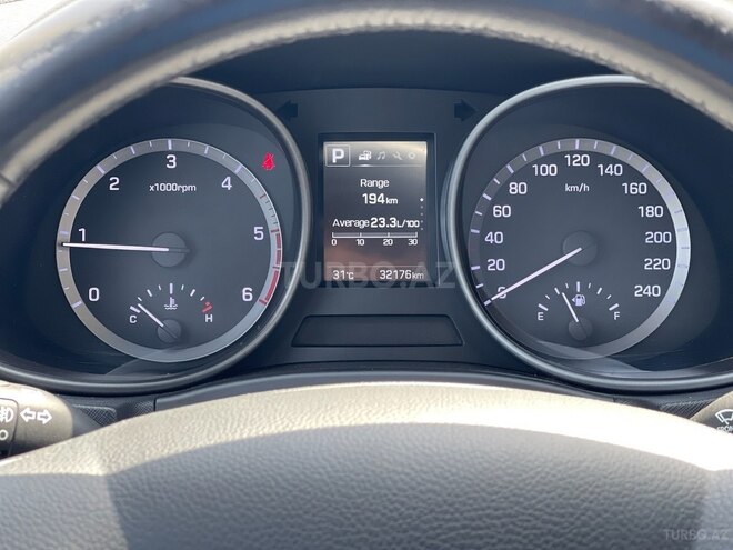 Hyundai Santa Fe 2015, 32,200 km - 2.0 л - Bakı