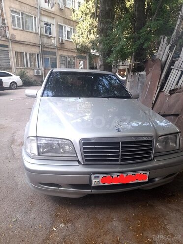 Mercedes C 220 1998, 321,000 km - 2.2 l - Bakı