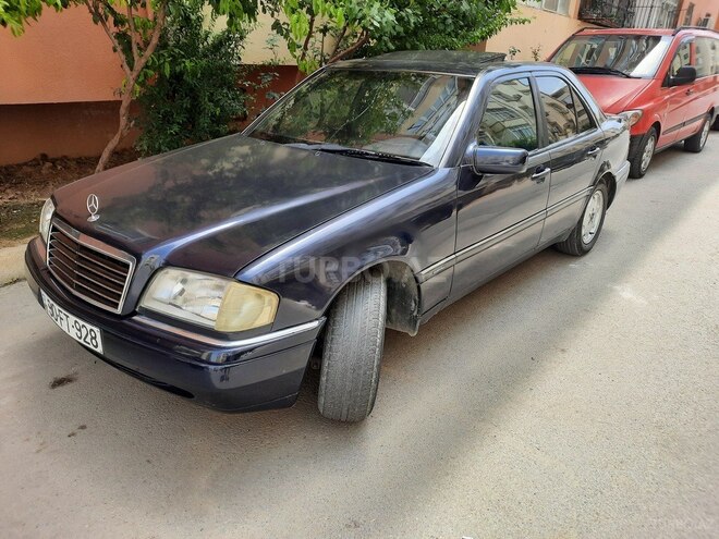 Mercedes C 220 1995, 302,080 km - 2.2 л - Bakı