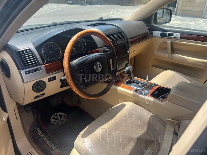 Volkswagen Touareg 2005, 267,000 km - 3.2 л - Bakı