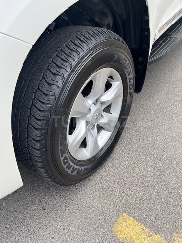 Toyota Prado 2012, 235,000 km - 2.7 l - Bakı