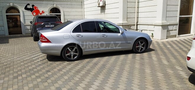 Mercedes C 200 2000, 217,348 km - 2.0 l - Bakı