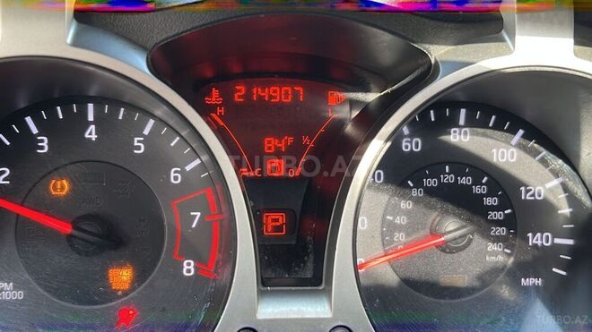 Nissan Juke 2011, 215,000 km - 1.6 л - Bakı