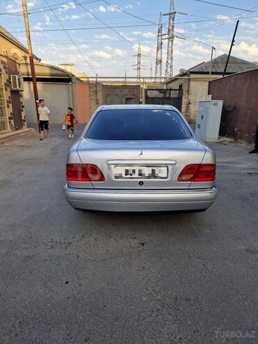 Mercedes E 230 1996, 326,213 km - 2.3 l - Bakı