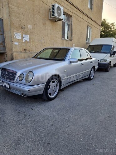 Mercedes E 230 1996, 326,213 km - 2.3 l - Bakı