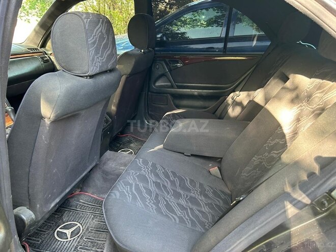 Mercedes E 300 1997, 520,000 km - 3.0 l - İsmayıllı