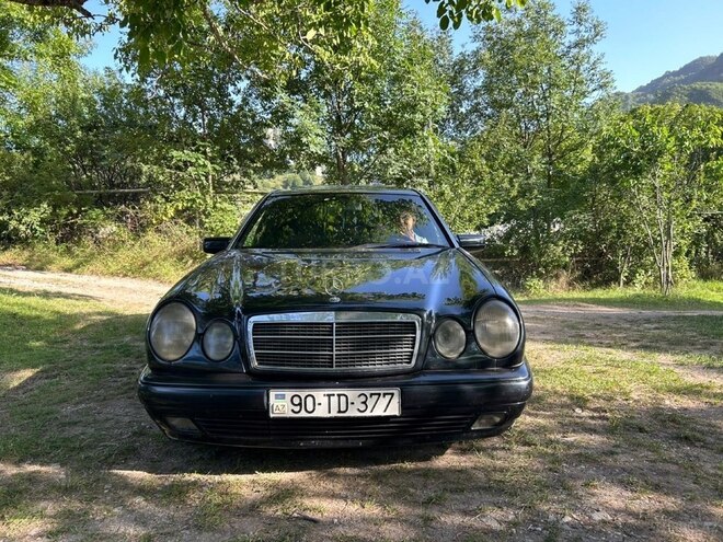 Mercedes E 300 1997, 520,000 km - 3.0 l - İsmayıllı