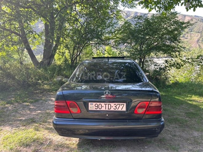 Mercedes E 300 1997, 520,000 km - 3.0 l - İsmayıllı
