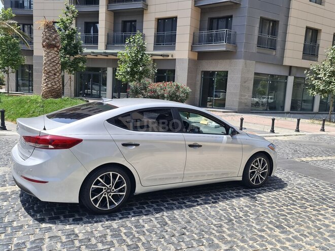 Hyundai Elantra 2016, 108,631 km - 1.4 l - Bakı
