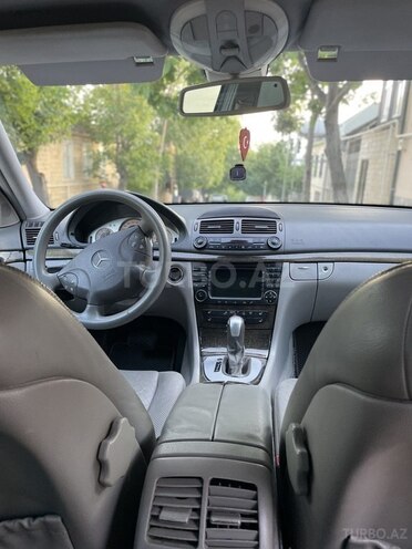 Mercedes E 320 2003, 422,544 km - 3.2 l - Bakı