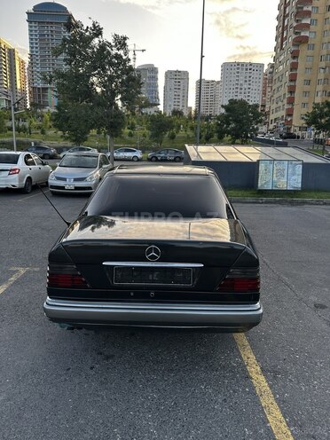 Mercedes E 300 1994, 630,000 km - 3.0 l - Bakı