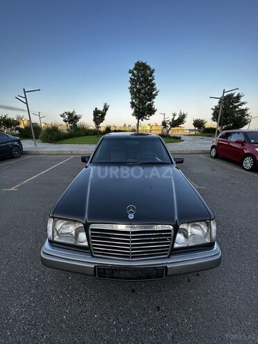 Mercedes E 300 1994, 630,000 km - 3.0 l - Bakı
