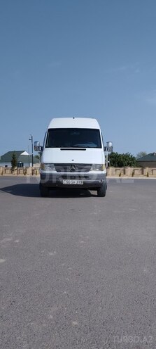 Mercedes Sprinter 412 2000, 954,624 km - 2.9 l - Neftçala