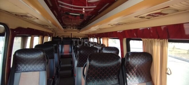 Mercedes Sprinter 412 2000, 954,624 km - 2.9 l - Neftçala