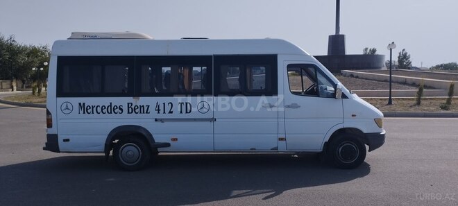 Mercedes Sprinter 412 2000, 954,624 km - 2.9 l - Neftçala