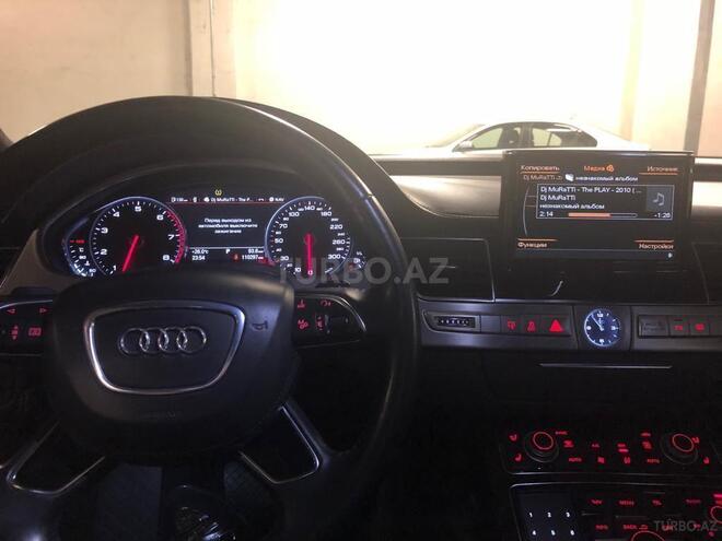 Audi A8 2015, 167,400 km - 4.0 l - Bakı