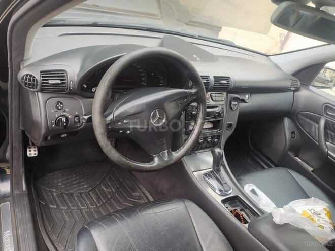 Mercedes C 240 2003, 260,000 km - 2.6 l - Bakı