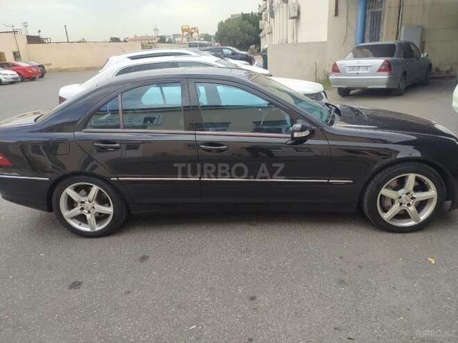 Mercedes C 240 2003, 260,000 km - 2.6 l - Bakı