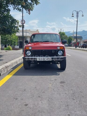 LADA (VAZ) Niva 1985, 350,000 km - 1.6 l - Qax