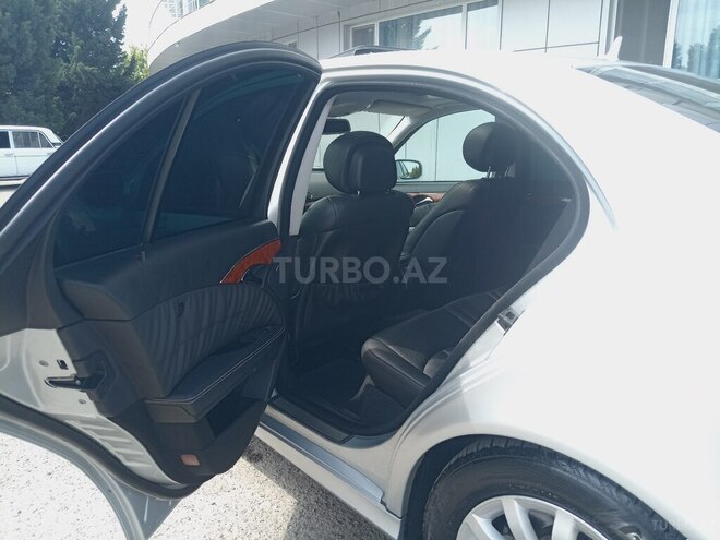 Mercedes E 220 2006, 320,000 km - 2.2 l - Qazax