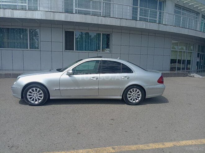 Mercedes E 220 2006, 320,000 km - 2.2 l - Qazax