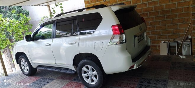 Toyota Prado 2010, 178,000 km - 2.7 l - Bakı