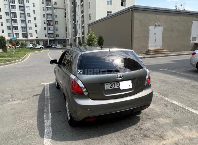 Kia Rio 2010, 313,000 km - 1.5 l - Gəncə