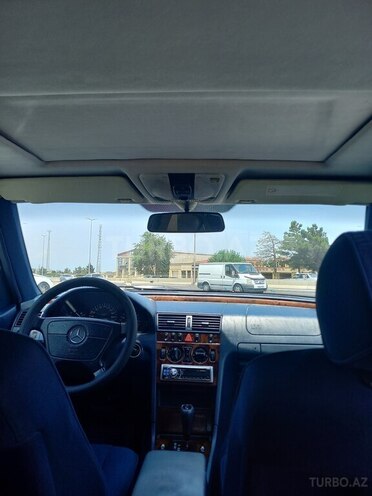 Mercedes C 180 1999, 325,682 km - 1.8 l - Sumqayıt