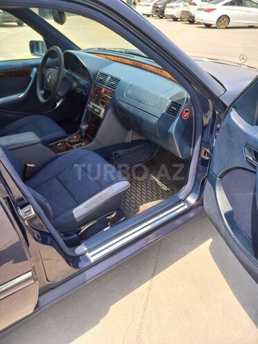 Mercedes C 180 1999, 325,682 km - 1.8 l - Sumqayıt