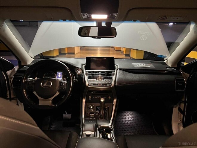 Lexus NX 300 2019, 70,000 km - 2.0 л - Bakı